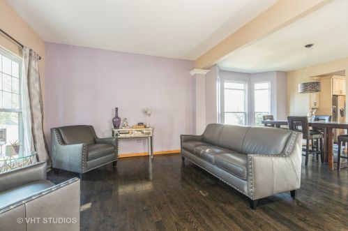 288 Stonegate Rd, Lemont, IL 60440-3605
