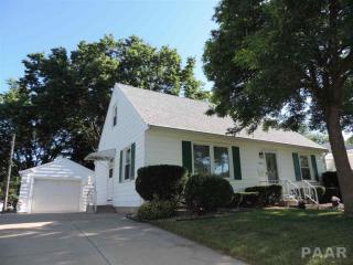 1103 Arthur St, Pekin, IL 61554-1719
