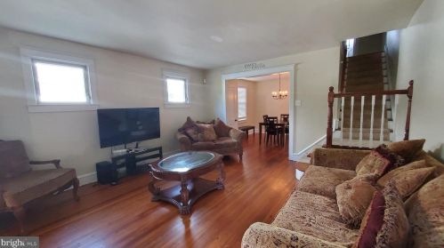 506 Maple Ave, Tavistock NJ  08033-1440 exterior