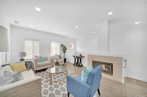 28 Geranium, Irvine, CA 92618-6923