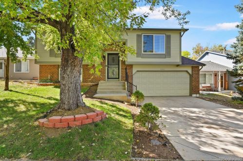 18985 Mercer Dr, Denver CO  80013-3672 exterior