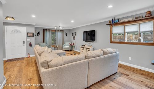 65 Scenic Dr, East Freehold NJ  07728-3479 exterior