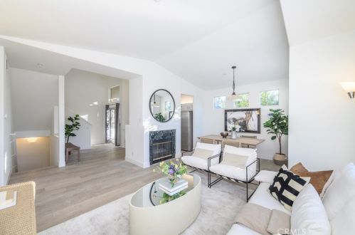 1407 Elmhurst, Irvine CA  92618-4023 exterior