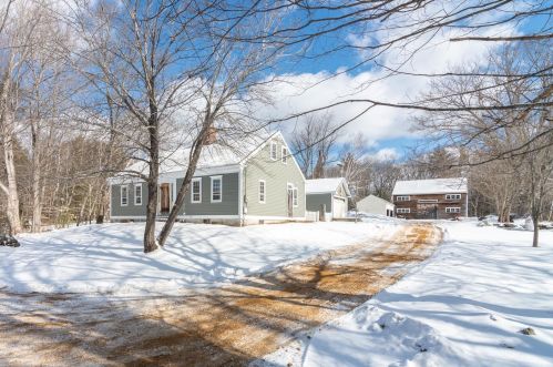 161 Bear Hill Rd, Concord, NH 03307-1413