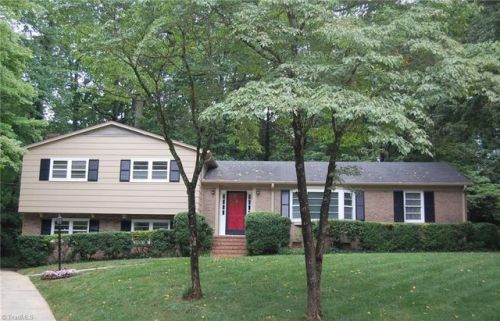 701 Cardigan Ct, Greensboro, NC 27410-5401