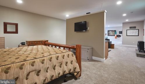 309 Reserve Gate Ter, Silver Spring MD 20905-5040 exterior