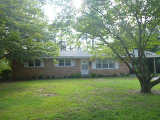 2006 Lee Ave, Tifton, GA 31794-3013