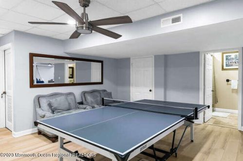 15 Pegasus Dr, Tinton Falls NJ 07724-2875 exterior