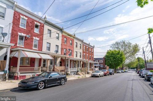 144 Juniata St, Lancaster PA  17602-4324 exterior