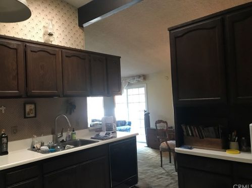 3777 Lockerbie Ln, Glendale CA 91208-1027 exterior