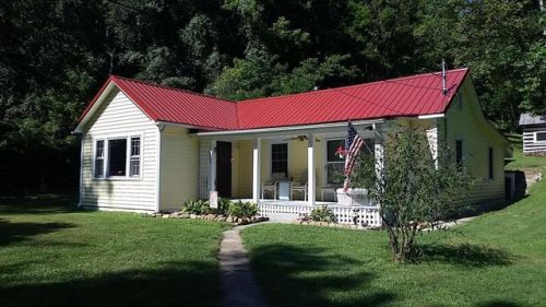 1760 Blue Ridge Rd, Glasgow, VA 24555-2149