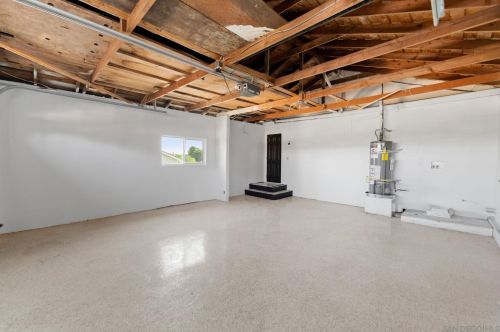 252 Plumosa Ave, Vista CA  92083-8022 exterior