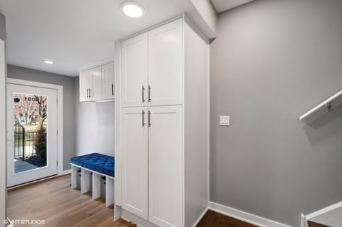 1001 Kingsbury St, Chicago, IL 60610-3772