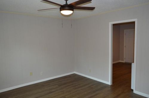 8857 Main St, Holly Springs, GA 30188-4955
