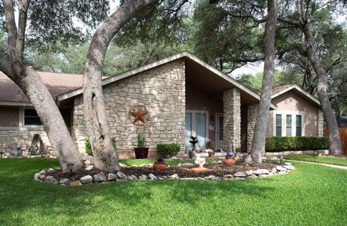 143 Gold Rush Dr, Cedar Park, TX 78613-7075