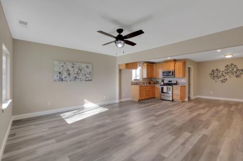 1480 Pecan St, Gridley, CA 95948-2033