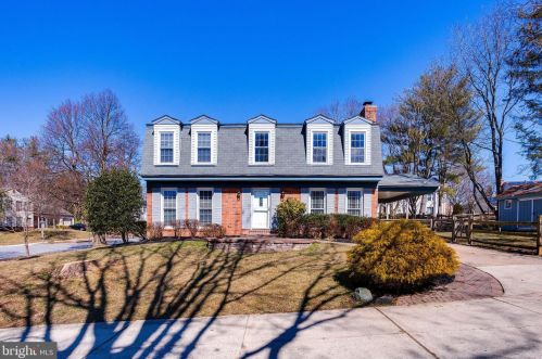6109 Tamar Dr, Columbia, MD 21045-4023