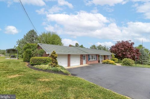 455 Andersontown Road Ext, York, PA 17315-1729