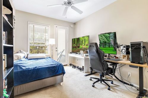 61 Nature, Irvine CA  92620-3827 exterior