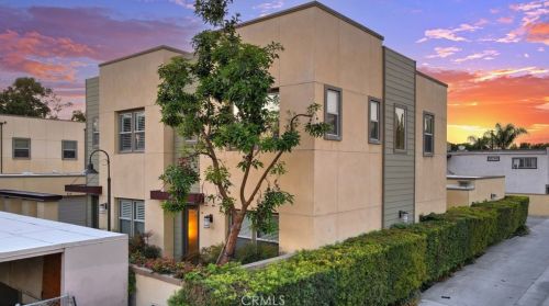629 Garfield St, Santa Ana, CA 92701-3921