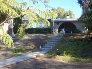 12654 Stone Canyon Rd, Poway, CA 92064-2011