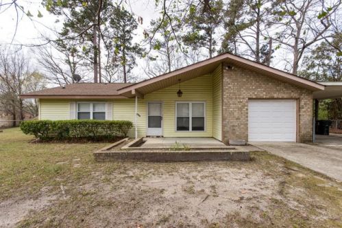 619 Piedmont Ln, Ladson, SC 29456-3239