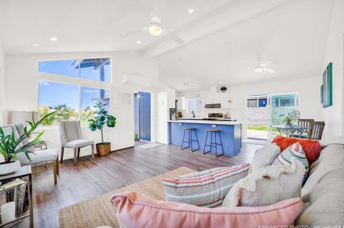 86-928 Moekahi St, Nanakuli, HI 96792-2946