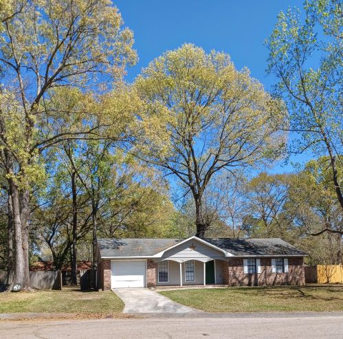 306 David Ct, Ladson SC  29456-4801 exterior