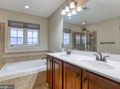 12 Payne St, Charles Town WV 25414-5536 exterior