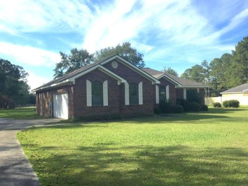 2337 Prestige Dr, Waycross, GA 31501-7005
