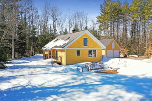58 Morrill Rd, Norway, ME 04268-4726
