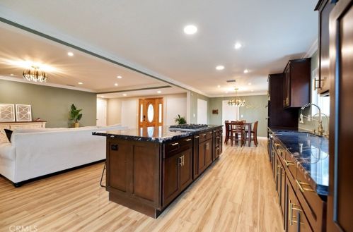 1344 Winn Dr, Upland CA  91786-5026 exterior