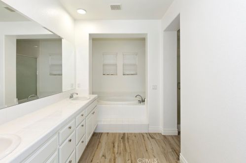 11822 Abington St, Riverside CA  92503-5992 exterior