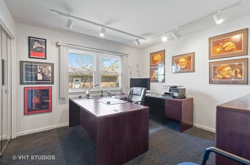 1020 North Ave, Bannockburn IL  60015-2206 exterior