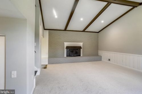 11744 Lovejoy St, Silver Spring MD 20902-1632 exterior