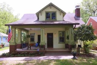 206 Hammond St, Durham, NC 27704-4304