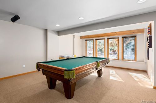 6068 Clinton Ct, Englewood CO 80111-5217 exterior