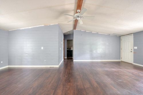 947 Davis Rd, Jefferson GA  30549-5651 exterior