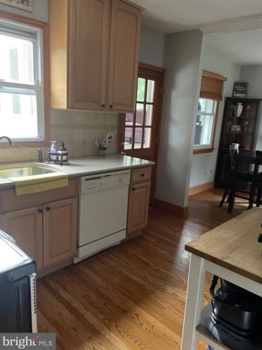 1208 High St, Haddon Heights NJ 08035-1843 exterior