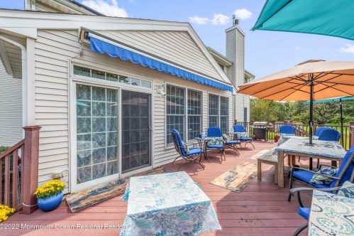 7 Bermet Ct, Tinton Falls NJ 07724-4026 exterior