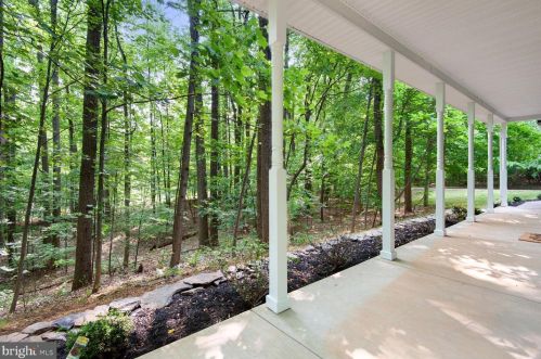 4409 Babbling Brook Ct, Haymarket, VA 20169-2135