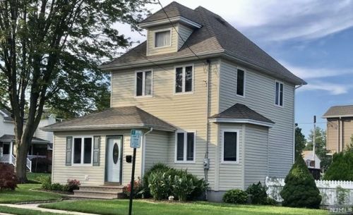 397 Union Ave, Wood-Ridge NJ  07075-2222 exterior