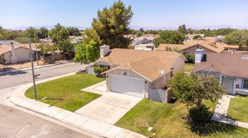 2163 Avenue, Lancaster, CA