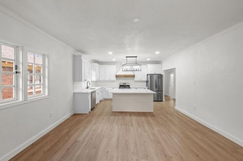 2225 Fairmount Ave, Fort Worth TX  76110-1326 exterior