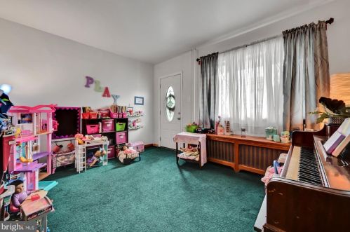 47 Maple Ave, Primrose PA 17901-8950 exterior