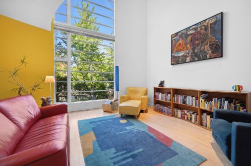 1401 Berteau Ave, Chicago, IL 60613-1960