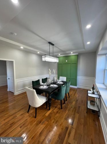 6805 11 St, Philadelphia PA 19147-1244 exterior