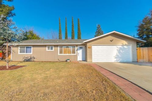 1804 Tipton Ct, Visalia, CA 93292-5579