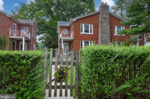 1181 Spring Grove Ave, Lancaster, PA 17603-4936
