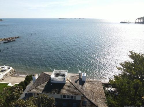 34 Shorehaven Rd, Norwalk CT  06855-2807 exterior